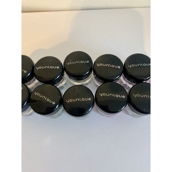 Younique LOT 11 Mineral Pigment Powder Matte Shimmer Blusher Mini Tester Shadow - Picture 1 of 8